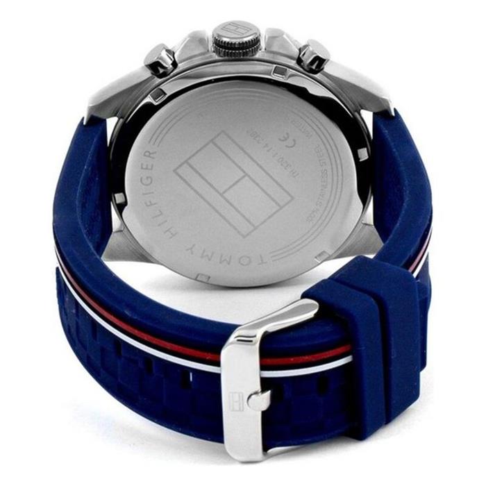  Reloj de hombre Tommy Hilfiger Decker 1791476 de acero inoxidable con esfera azul oscuro, correa de silicona azul marino y detalles de la bandera de la marca. trasera